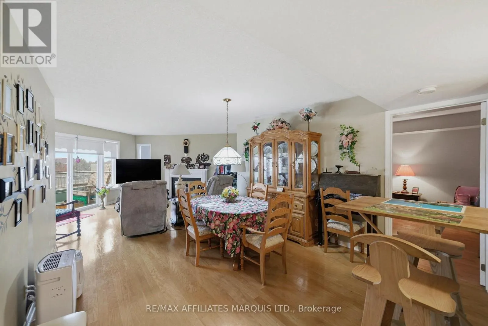 408 - 121 WATER STREET W
