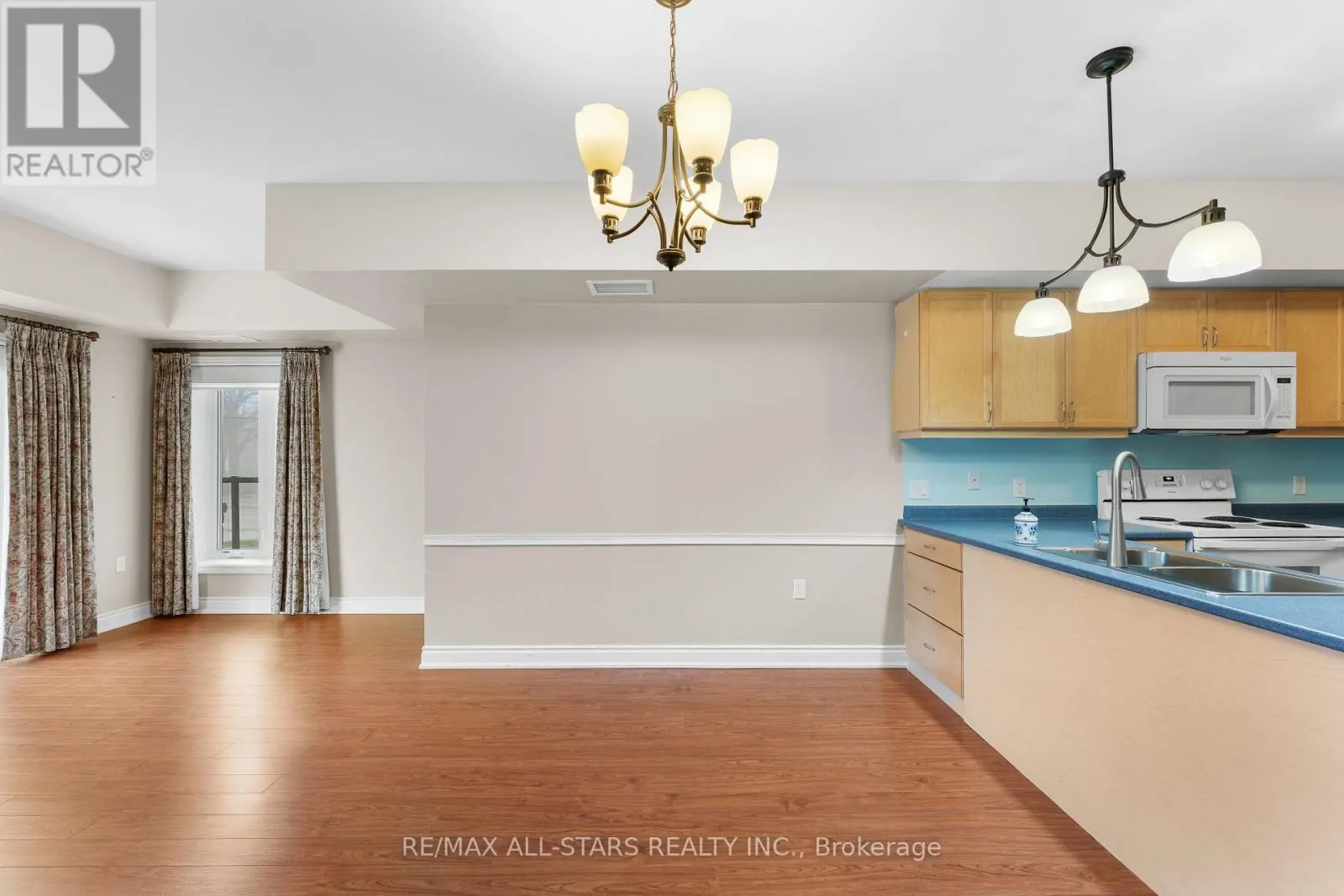 104 - 94 FRANCIS STREET W #104