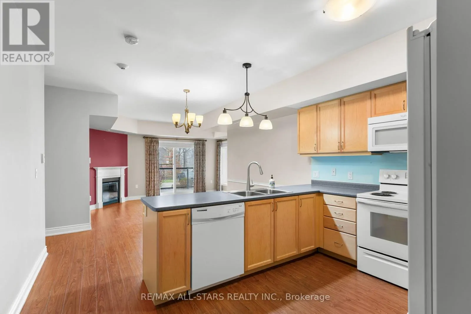 104 - 94 FRANCIS STREET W #104