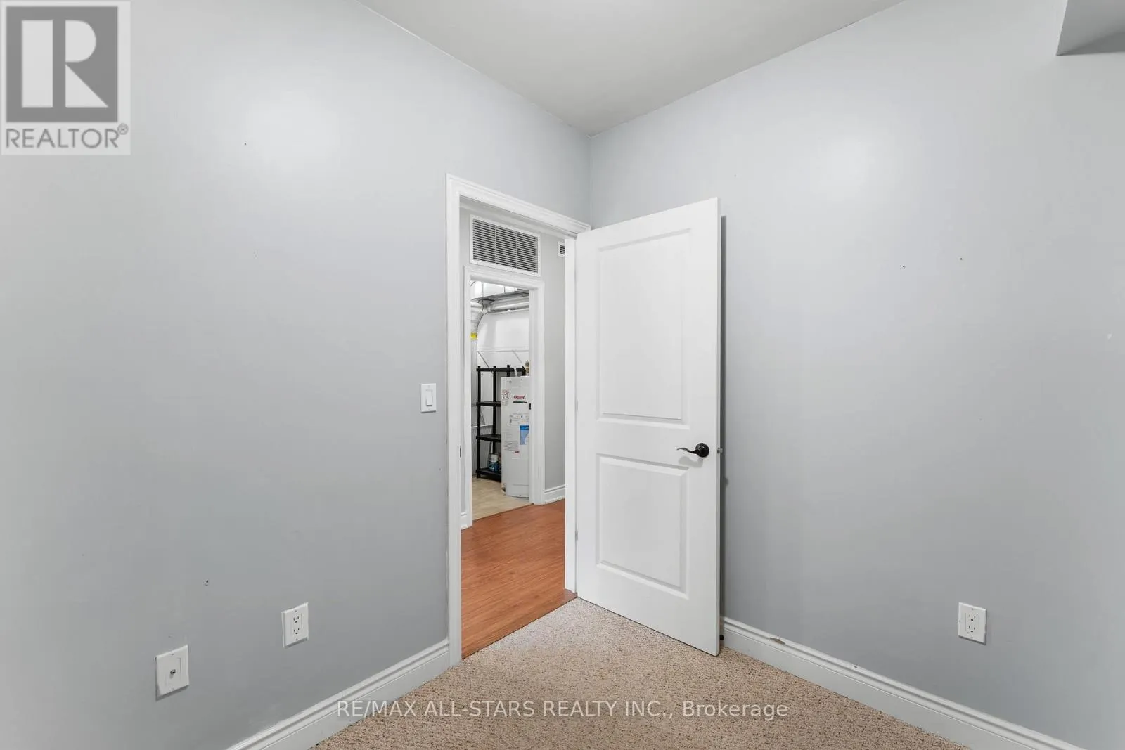 104 - 94 FRANCIS STREET W #104
