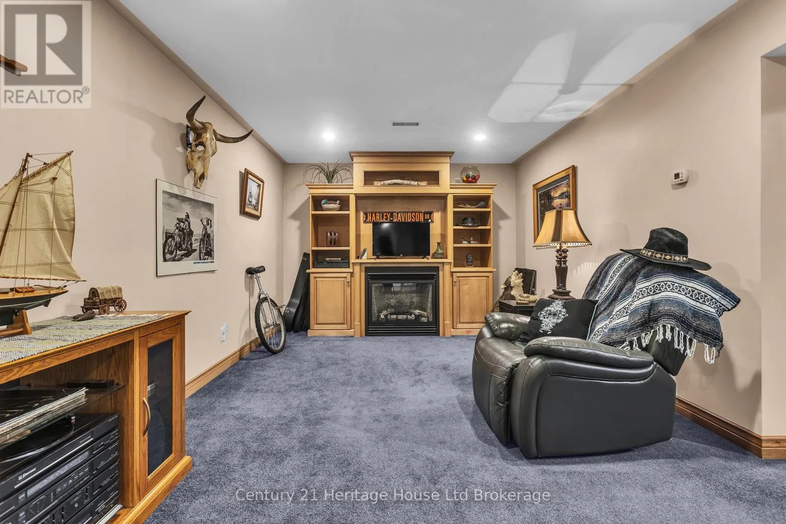 15 GIBSON DRIVE