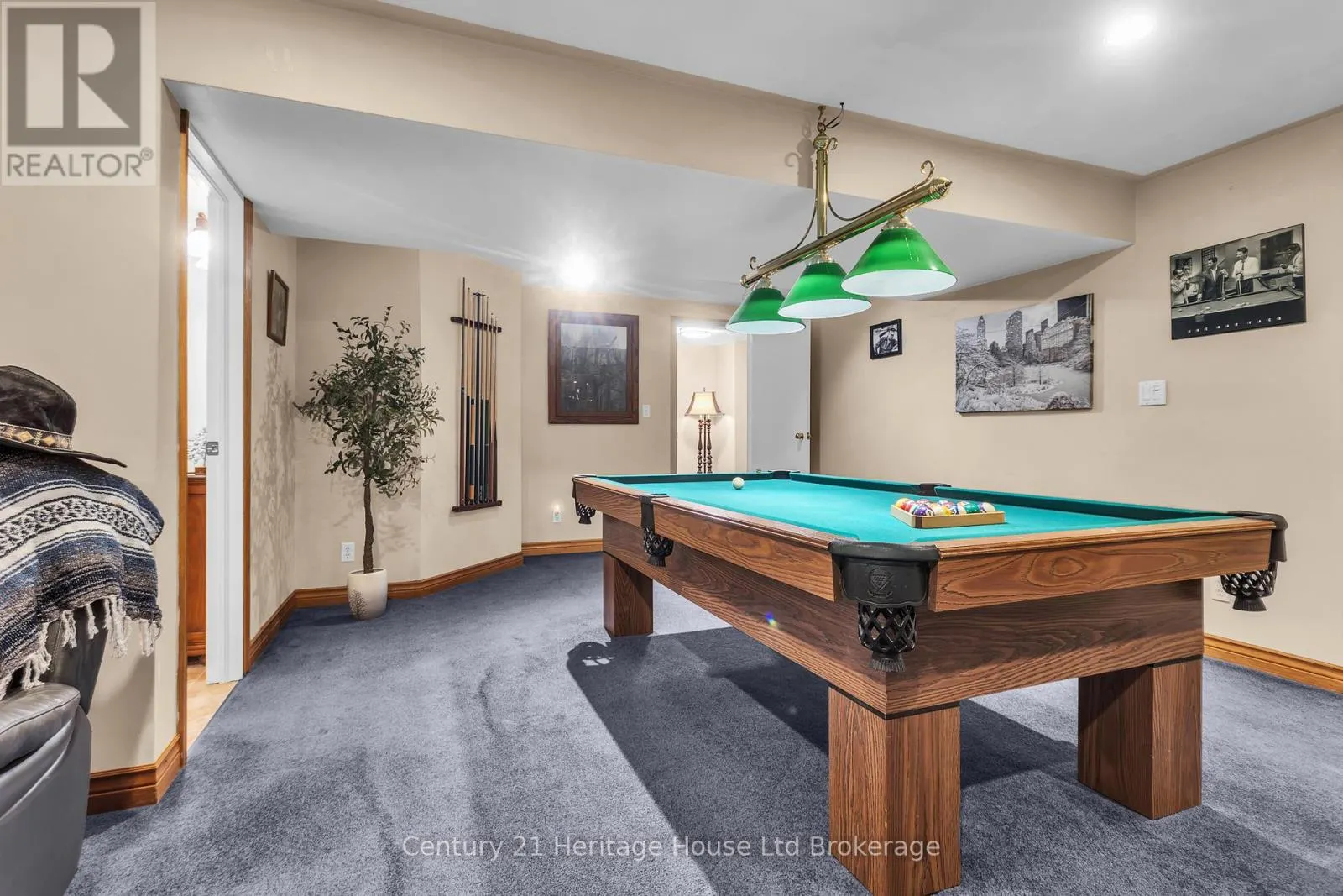 15 GIBSON DRIVE