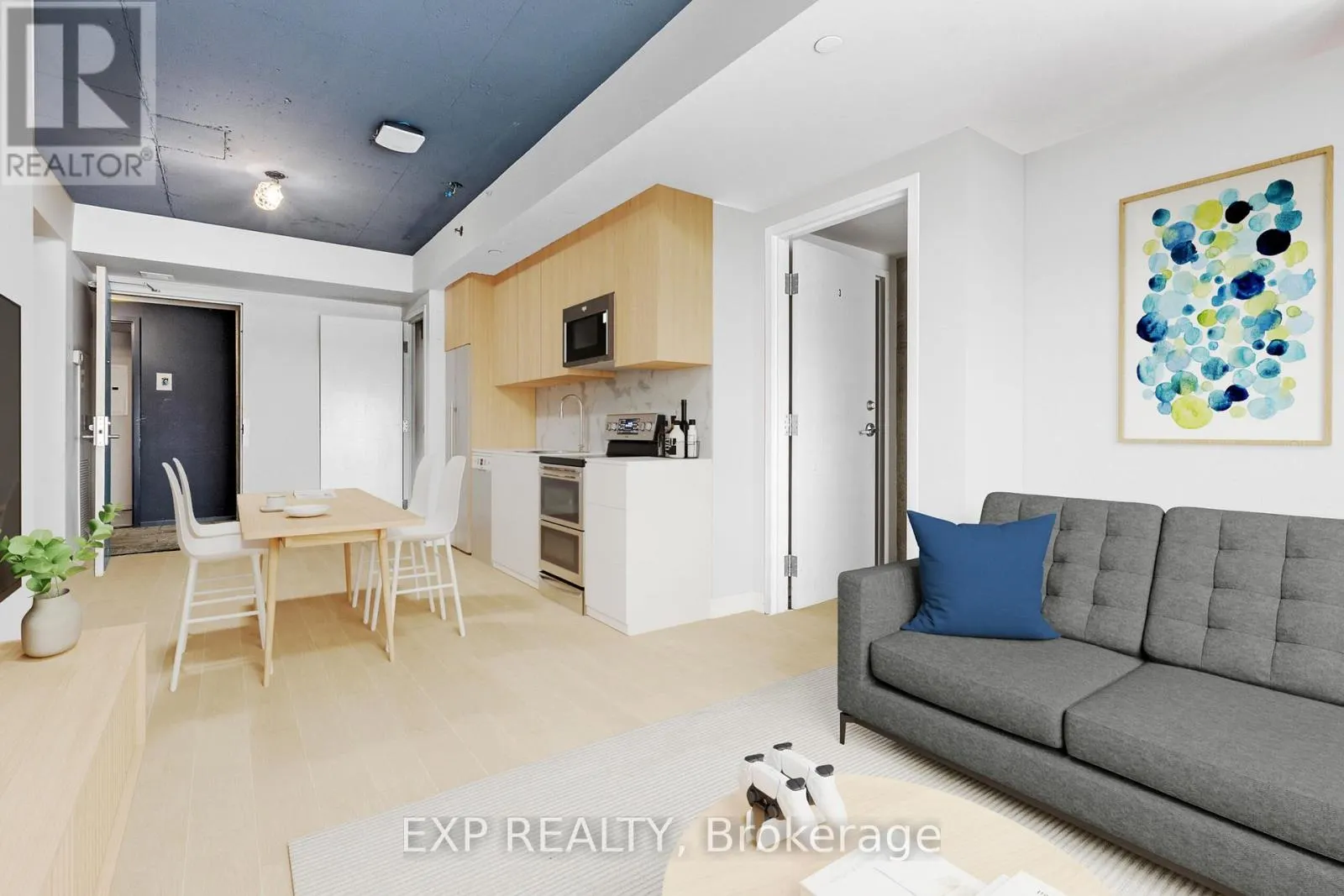 10 - 101 CHAMPAGNE AVENUE S