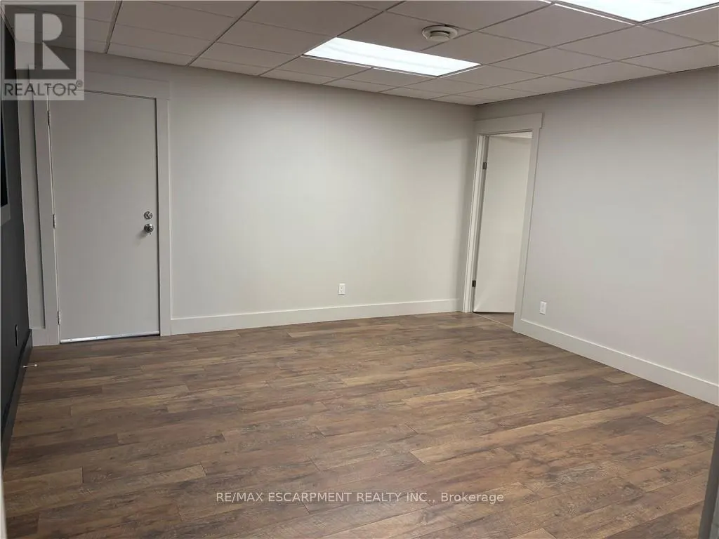 1A - 270 STATION STREET