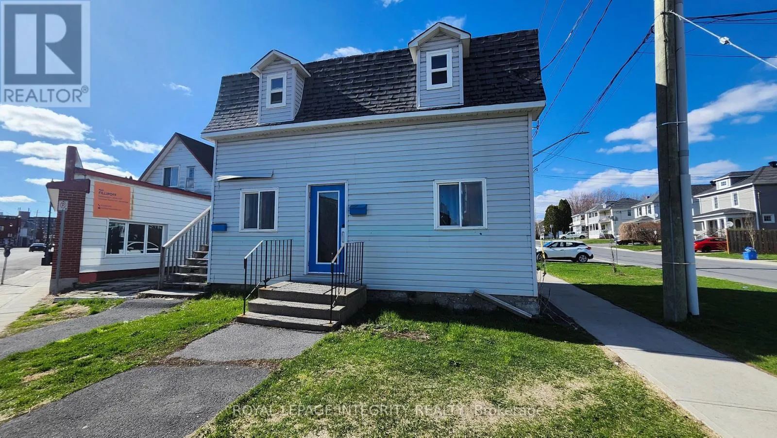 616 MONTREAL ROAD