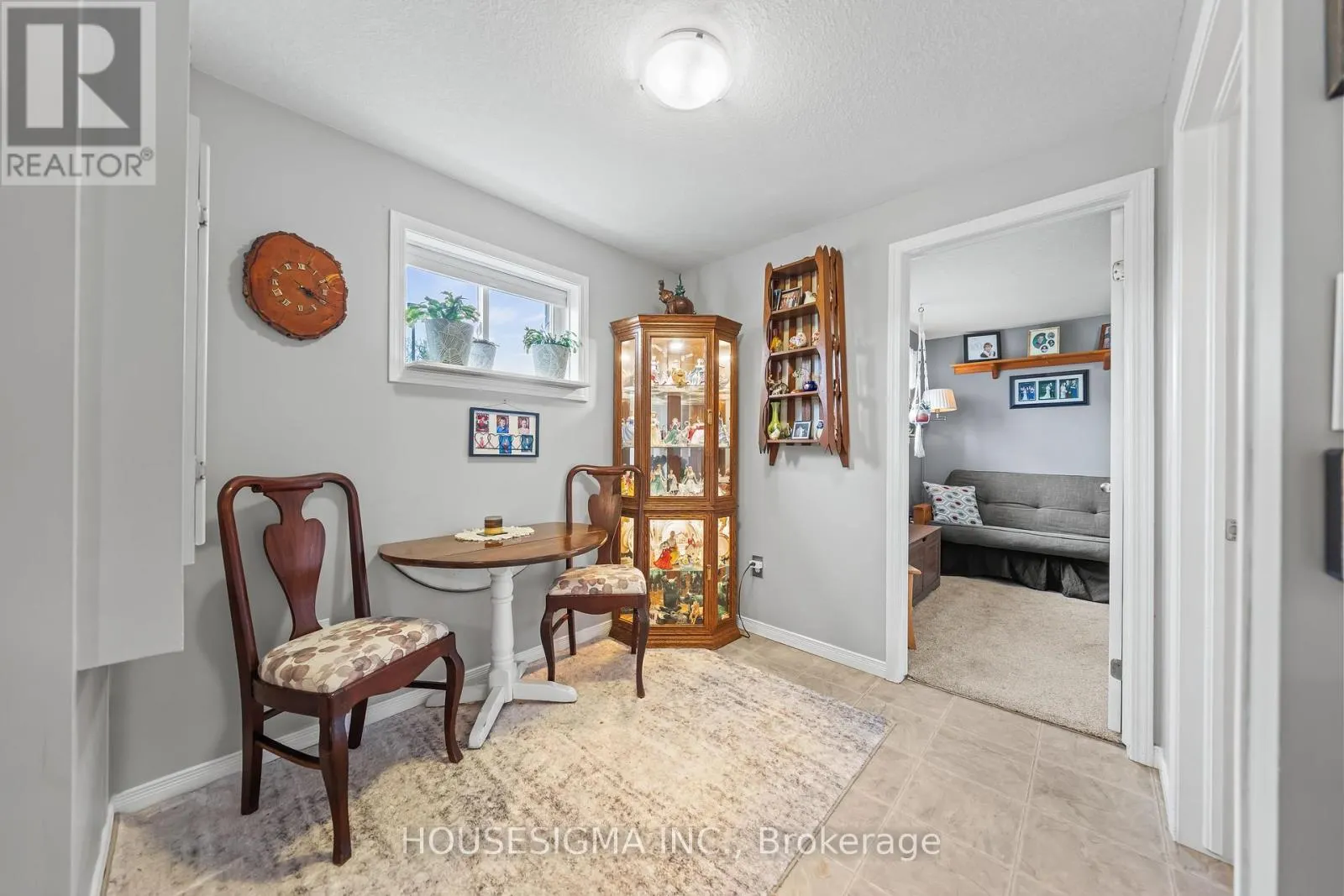 124 - 35 MOUNTFORD DRIVE