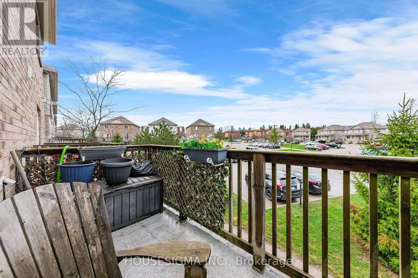 124 - 35 MOUNTFORD DRIVE