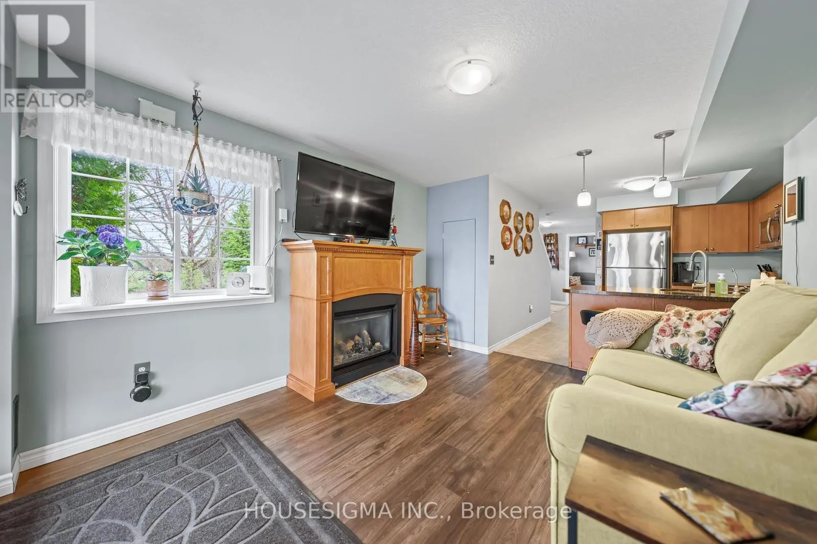 124 - 35 MOUNTFORD DRIVE