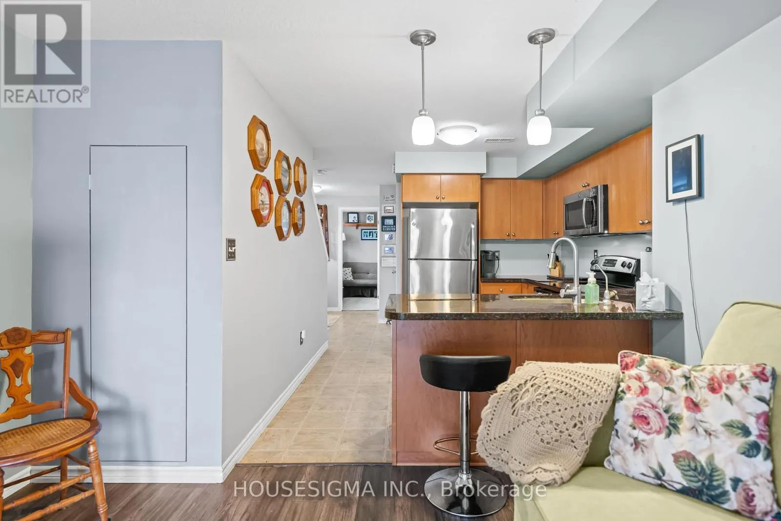 124 - 35 MOUNTFORD DRIVE