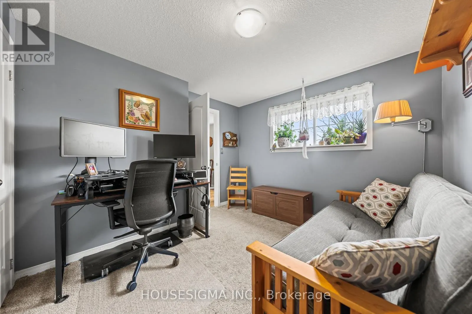 124 - 35 MOUNTFORD DRIVE