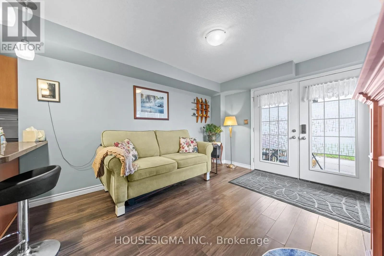 124 - 35 MOUNTFORD DRIVE