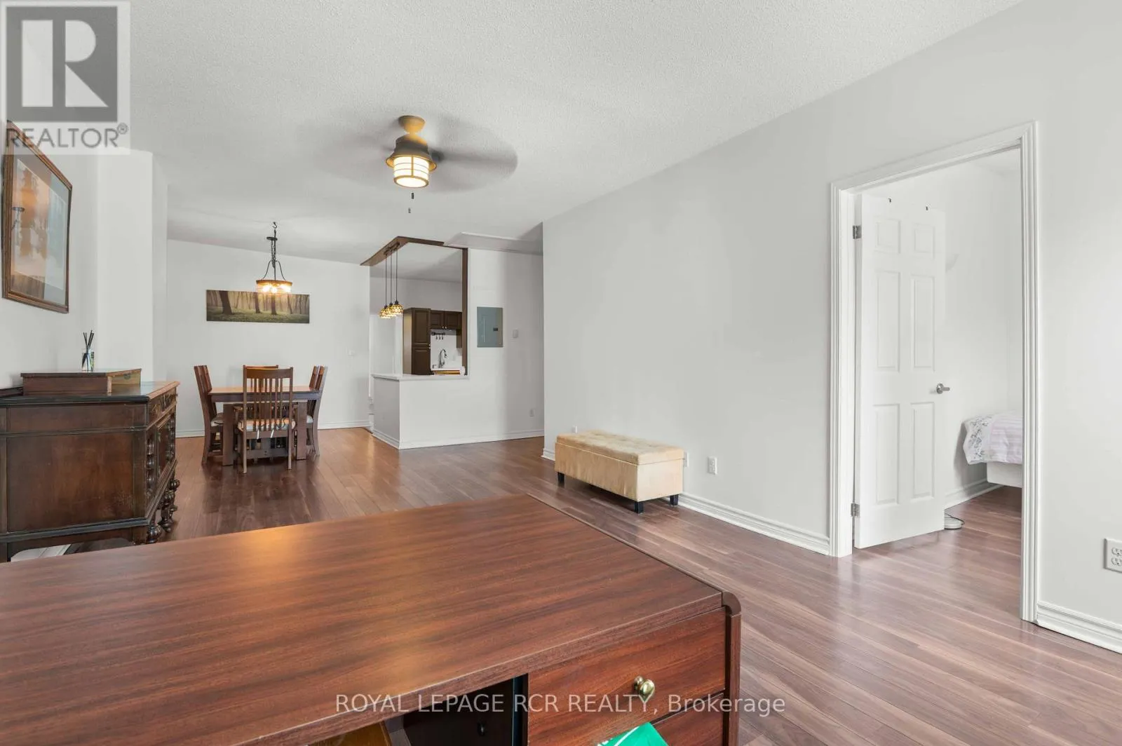 28 SYKES STREET N