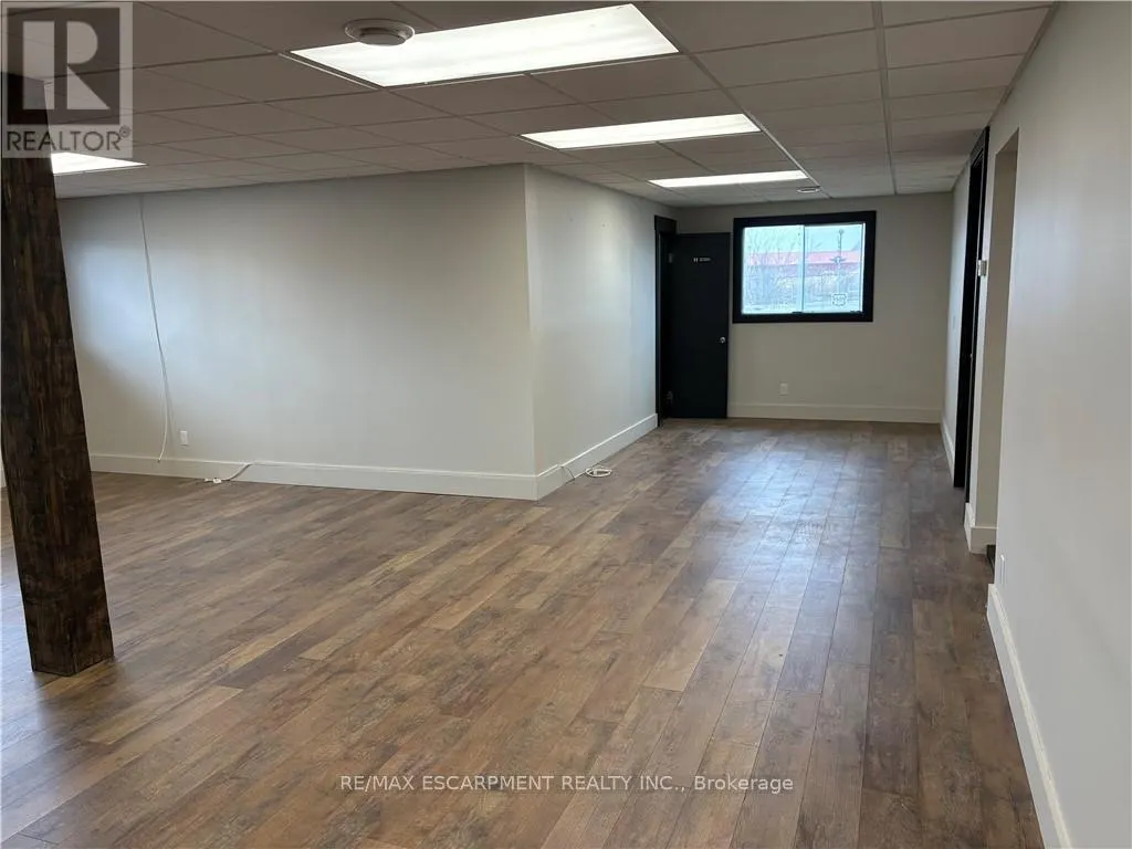 1B - 270 STATION STREET