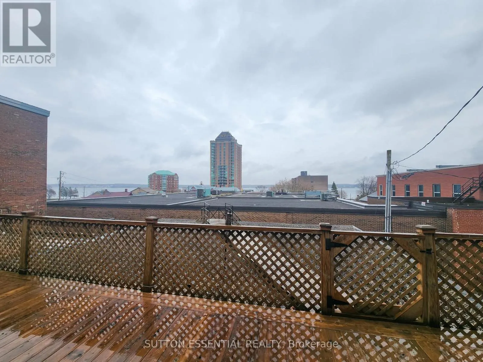 83-85 KING STREET W