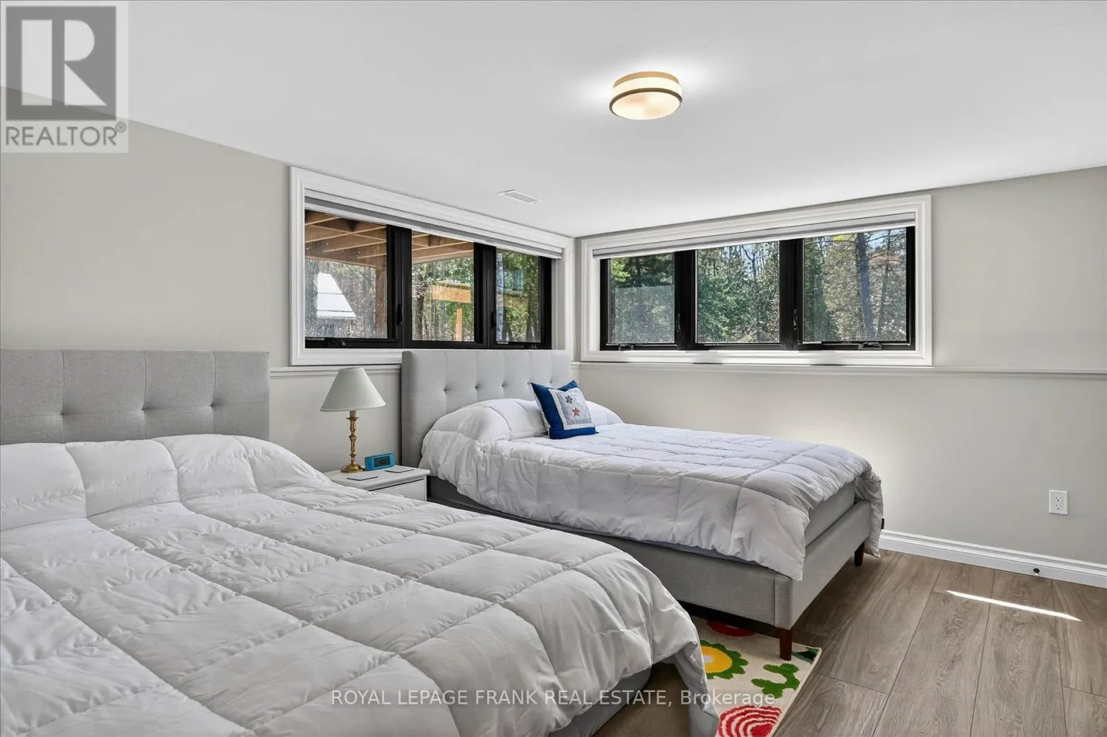 1484 BIRCHVIEW ROAD