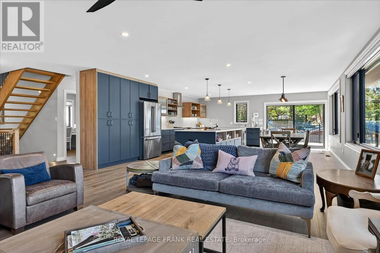 1484 BIRCHVIEW ROAD
