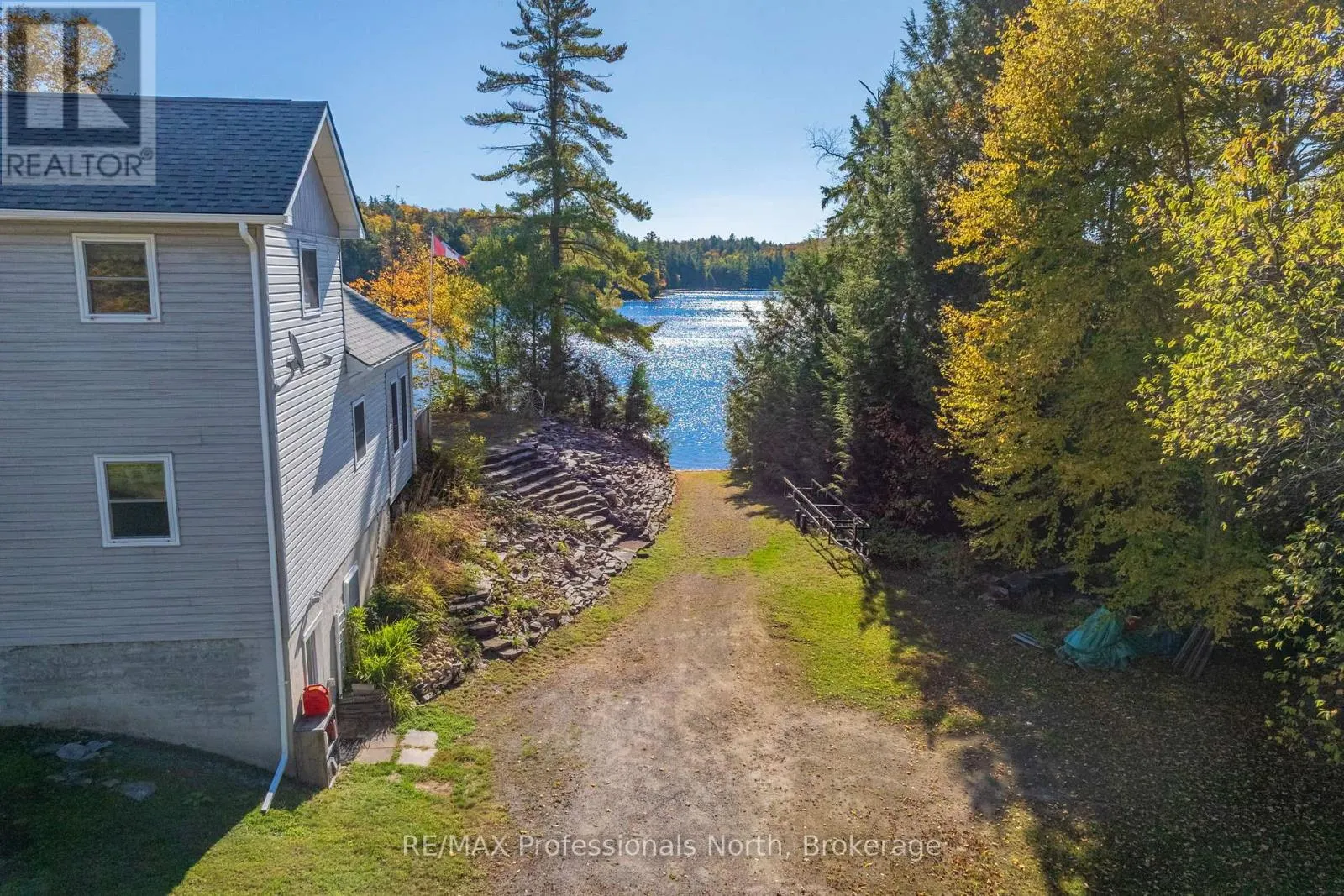 3 - 2901 LIMBERLOST ROAD #3