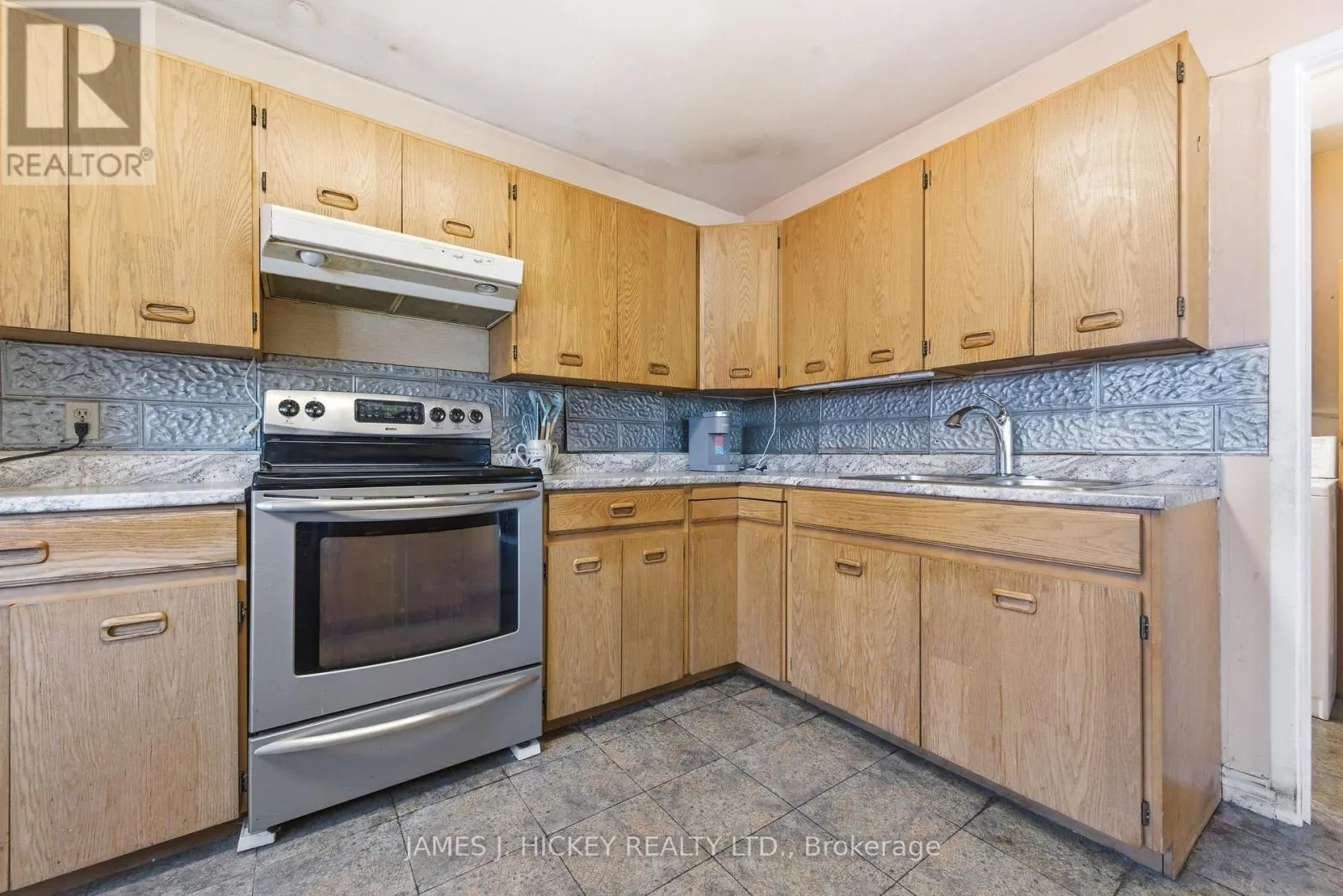 38 BEACH AVENUE