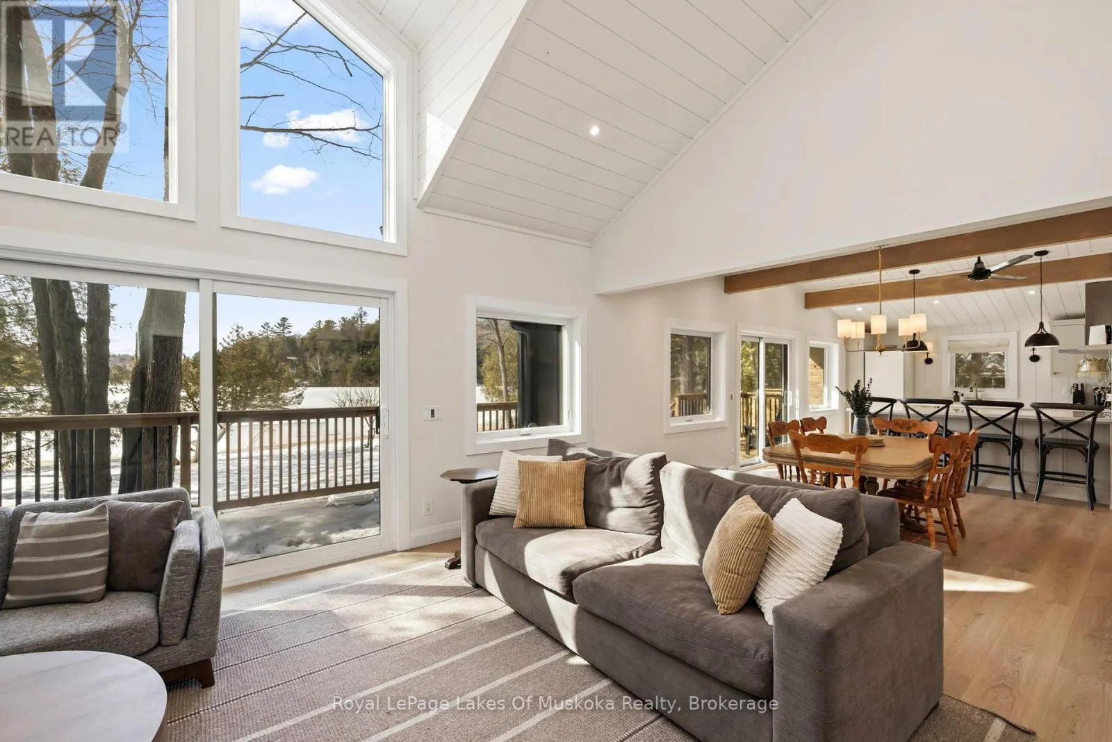 21 BEAUMONT BAY RD