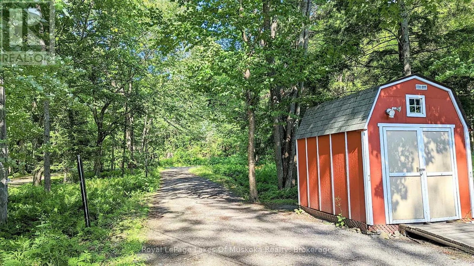 21 BEAUMONT BAY RD