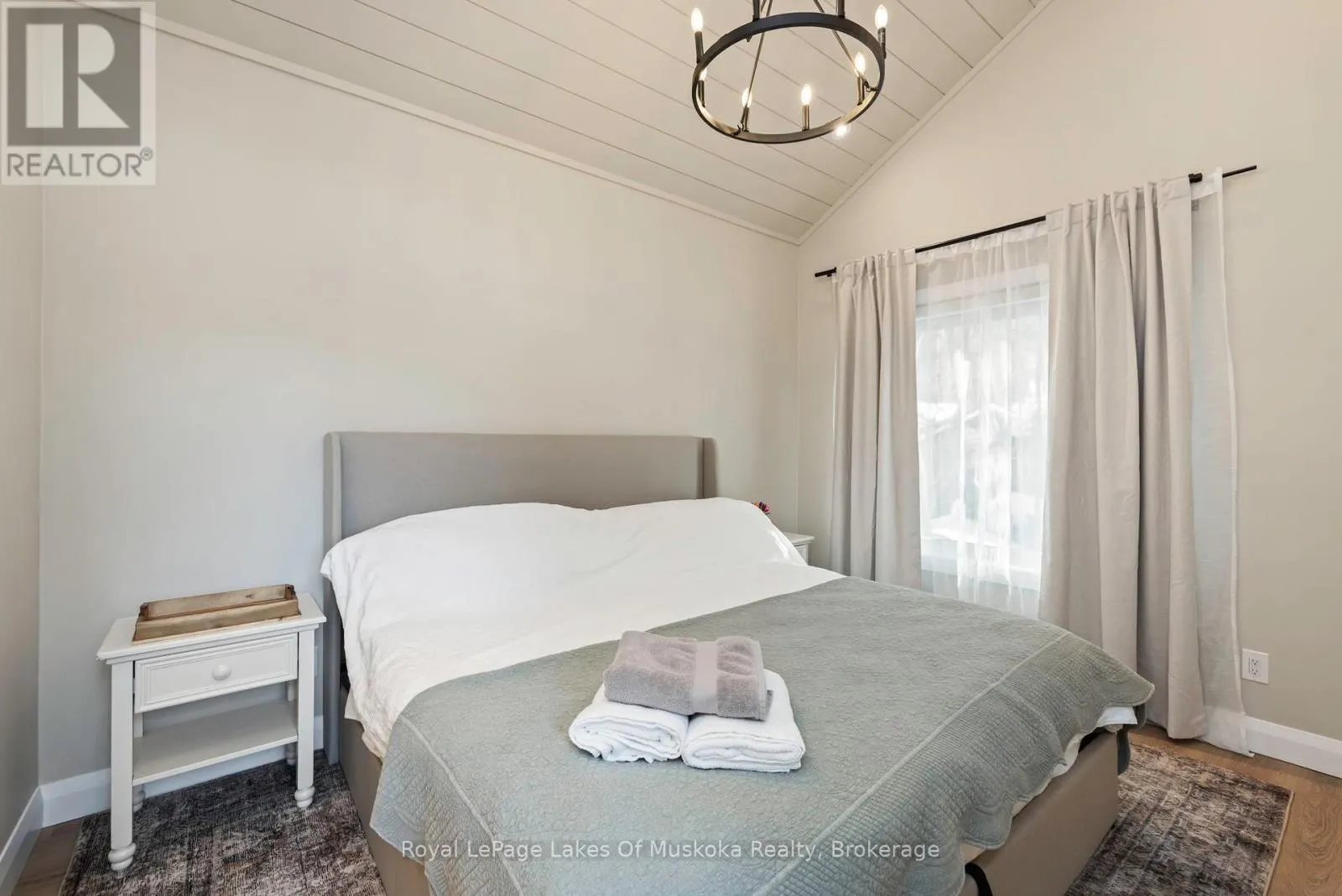 21 BEAUMONT BAY RD