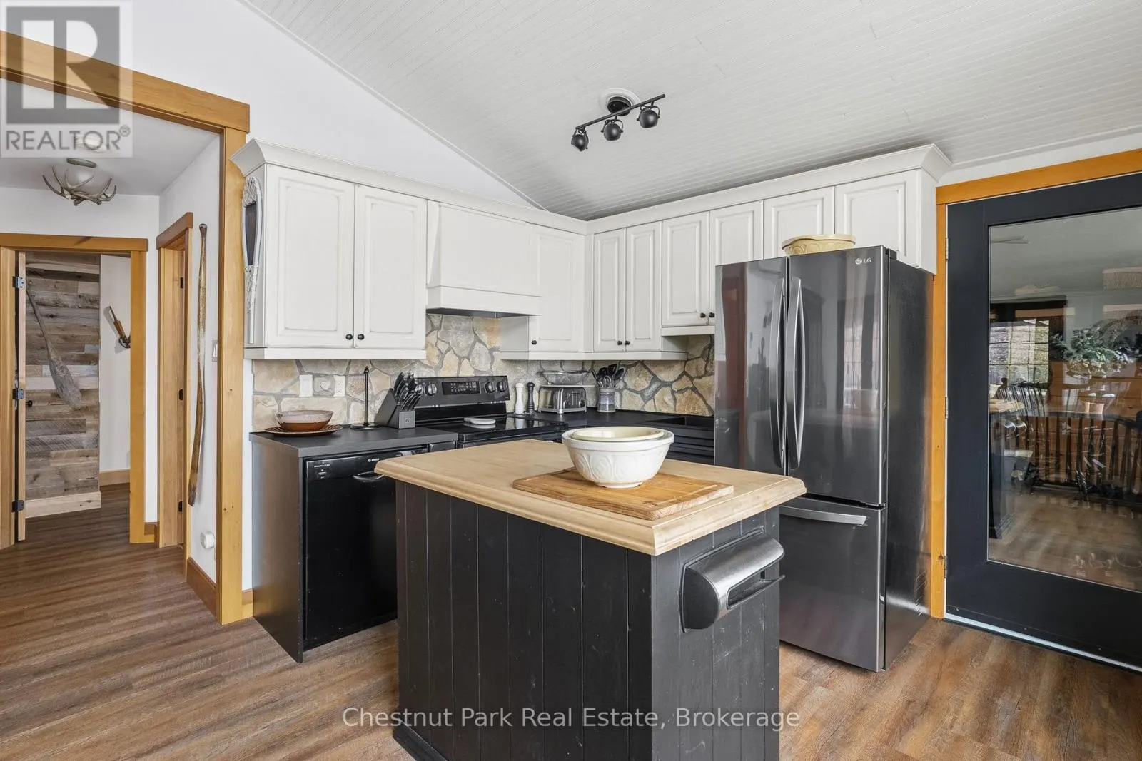 305 SALMON LAKE ROAD