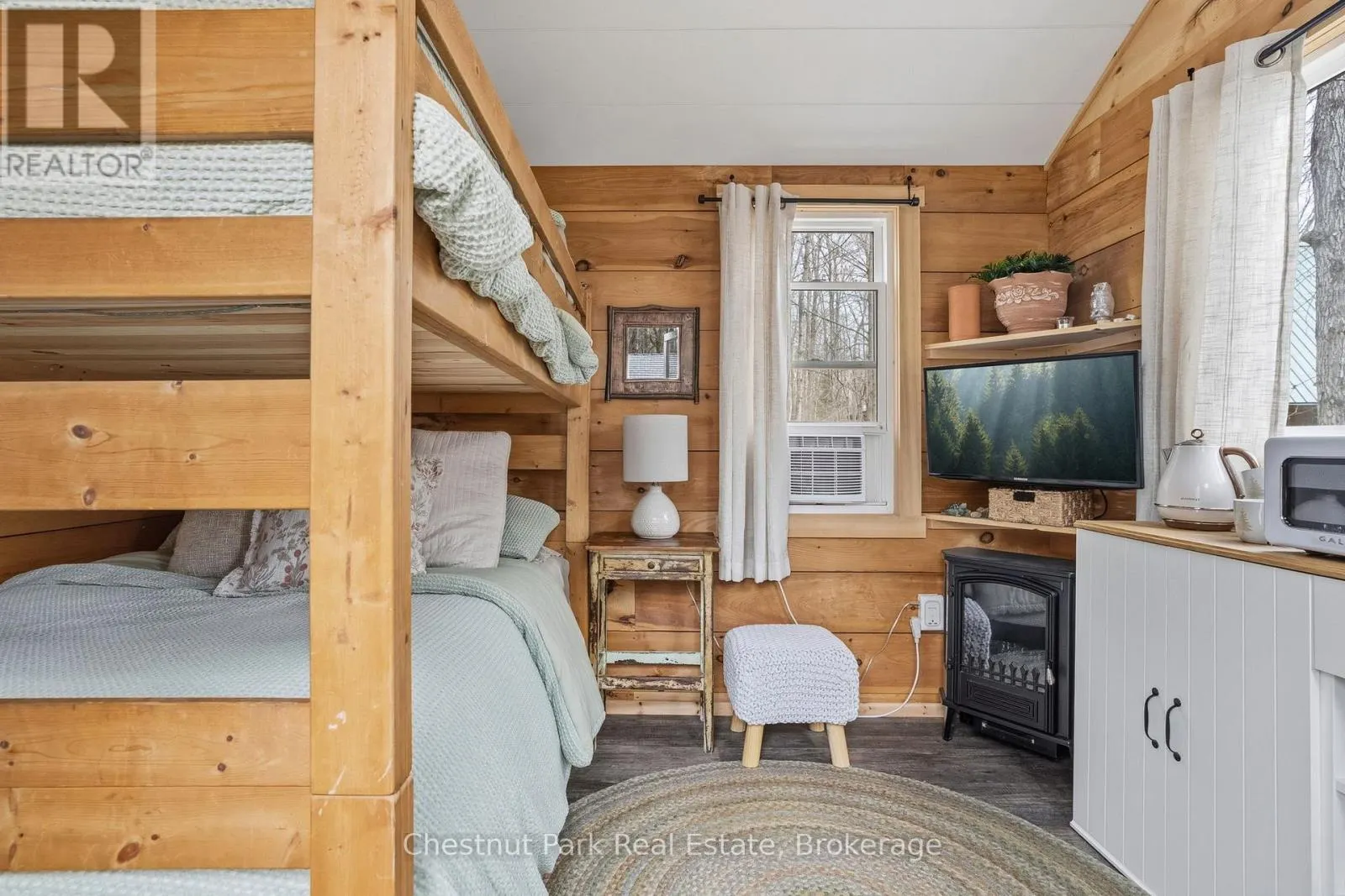 305 SALMON LAKE ROAD