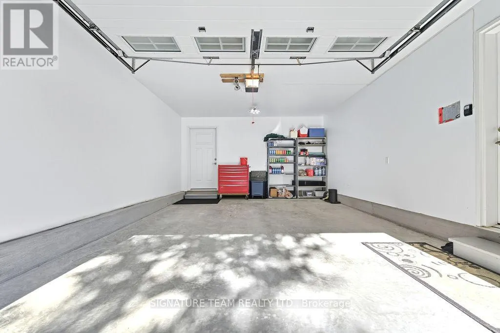 42 HUDSON TRAIL