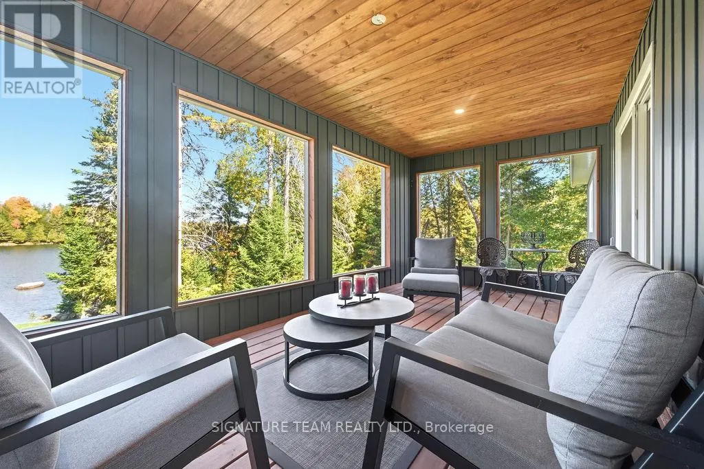 42 HUDSON TRAIL