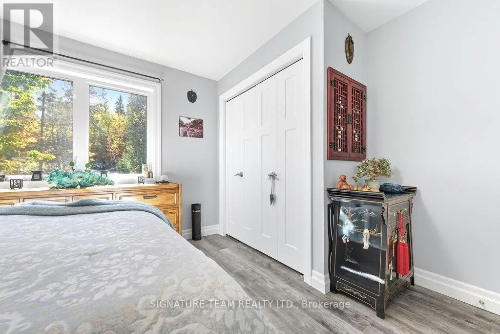 42 HUDSON TRAIL