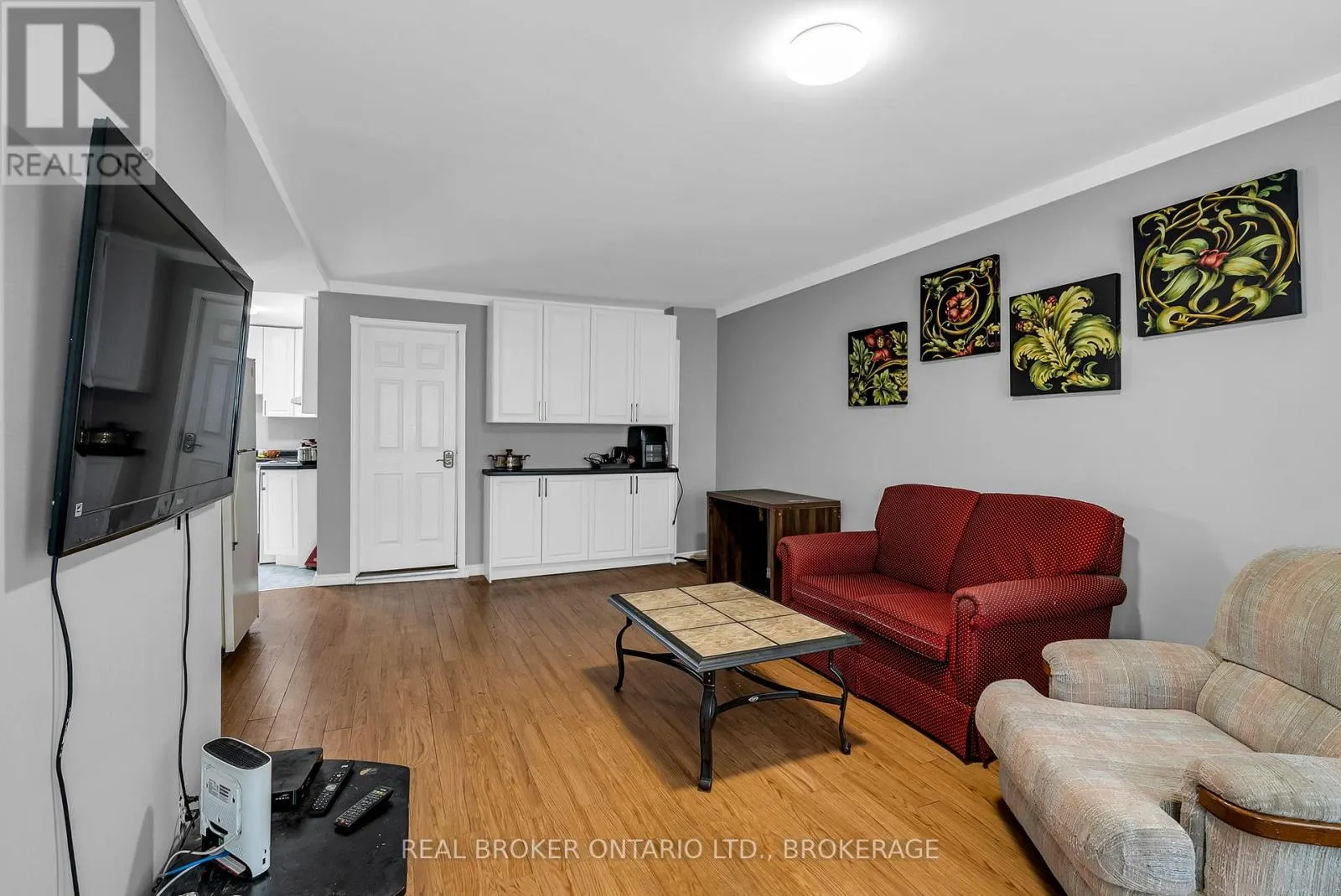 303 GUY STREET