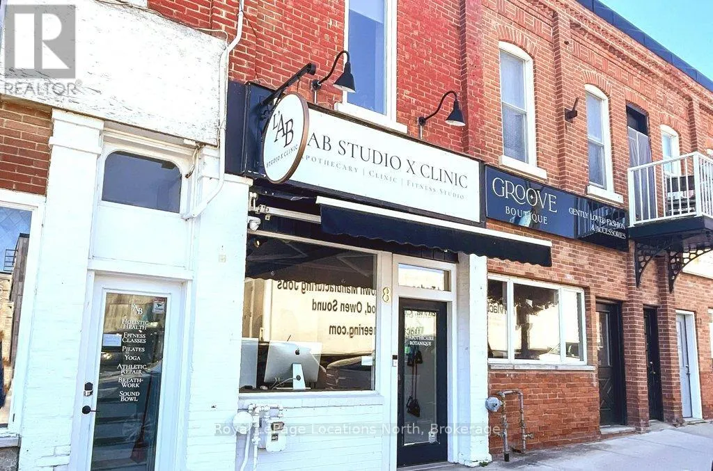 8 SYKES STREET N