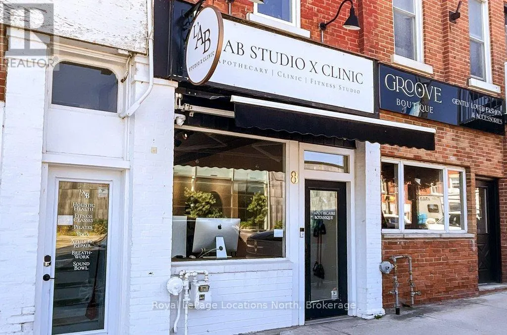 8 SYKES STREET N