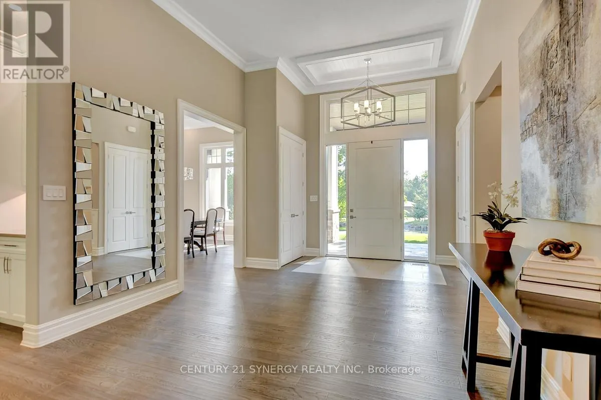 1443 DUCHESS CRESCENT