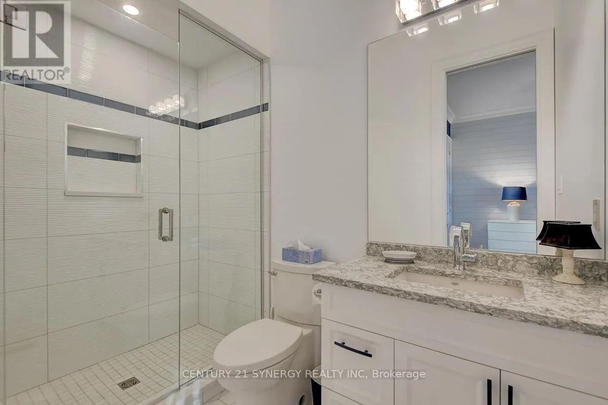 1443 DUCHESS CRESCENT