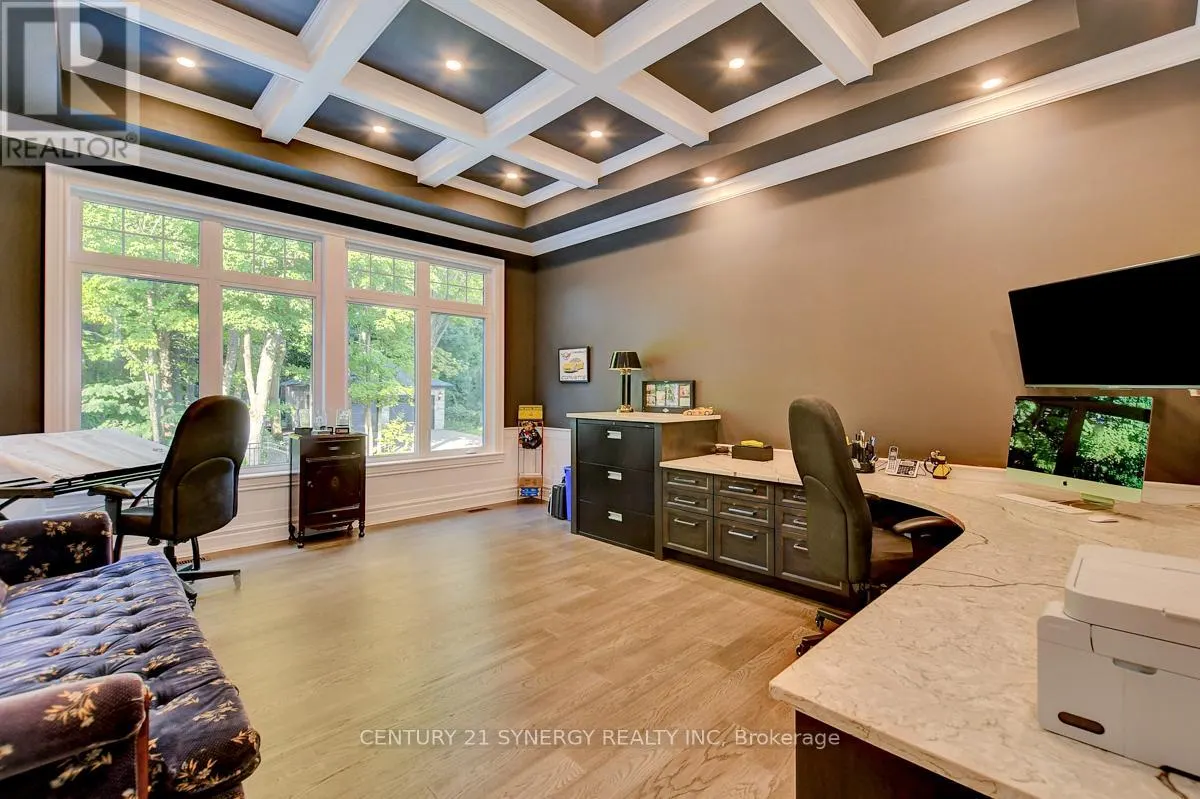 1443 DUCHESS CRESCENT