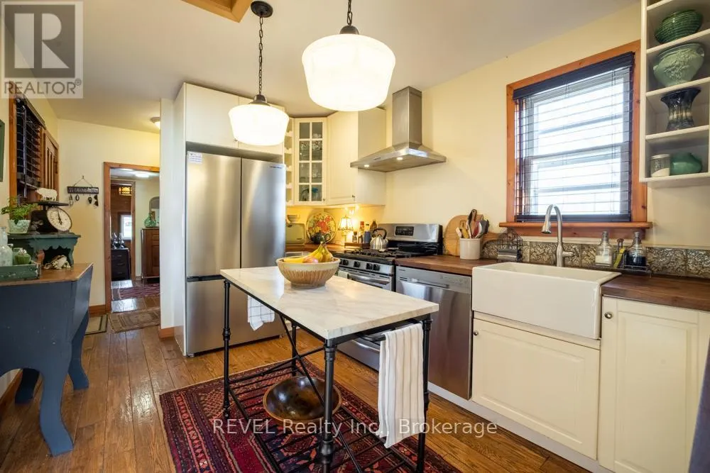 11211 HARBOURVIEW ROAD