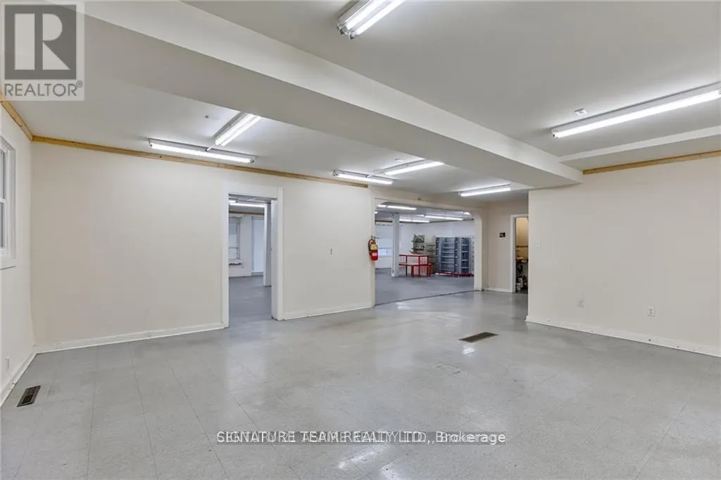 2096 PETAWAWA BOULEVARD