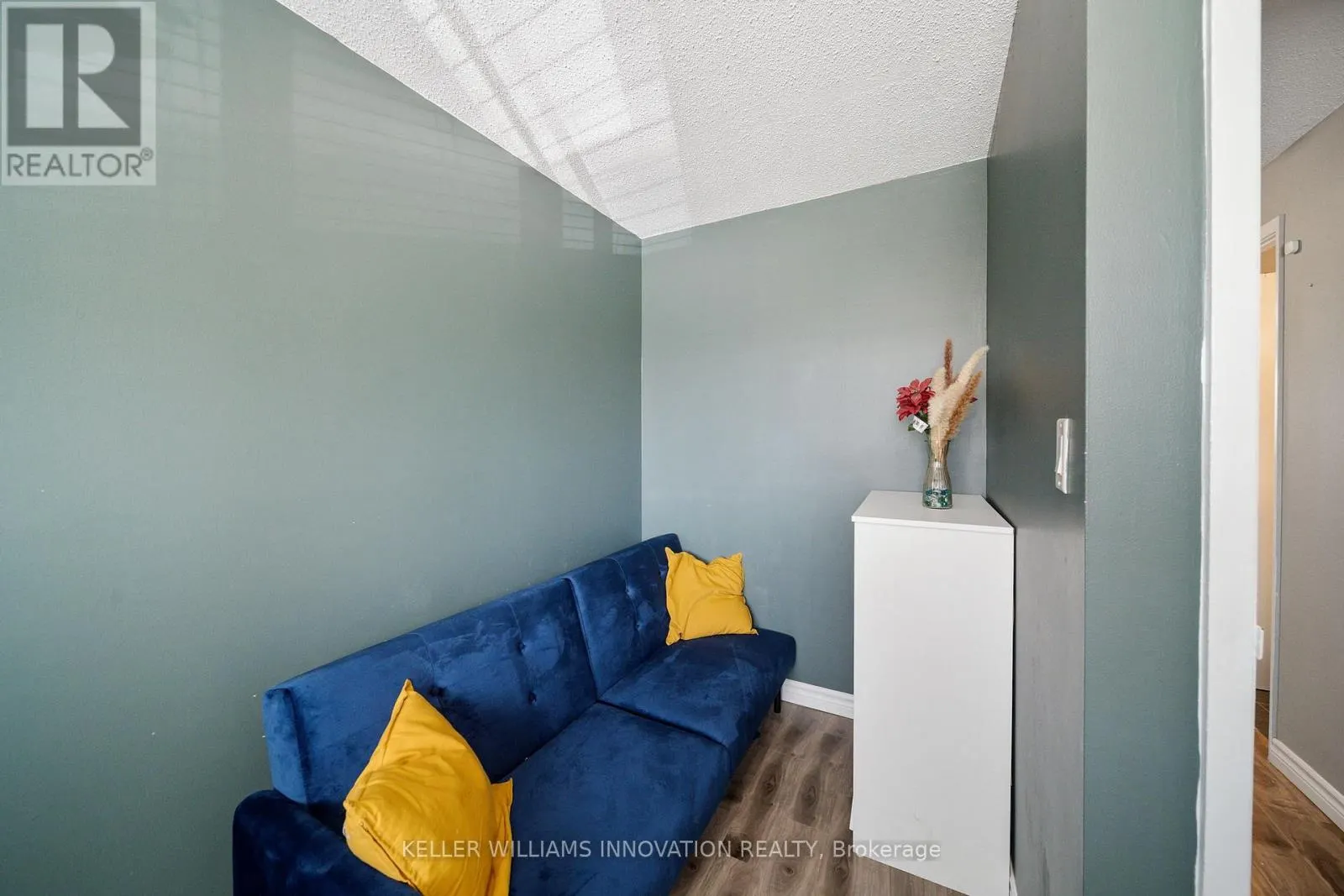 20 - 160 RITTENHOUSE ROAD