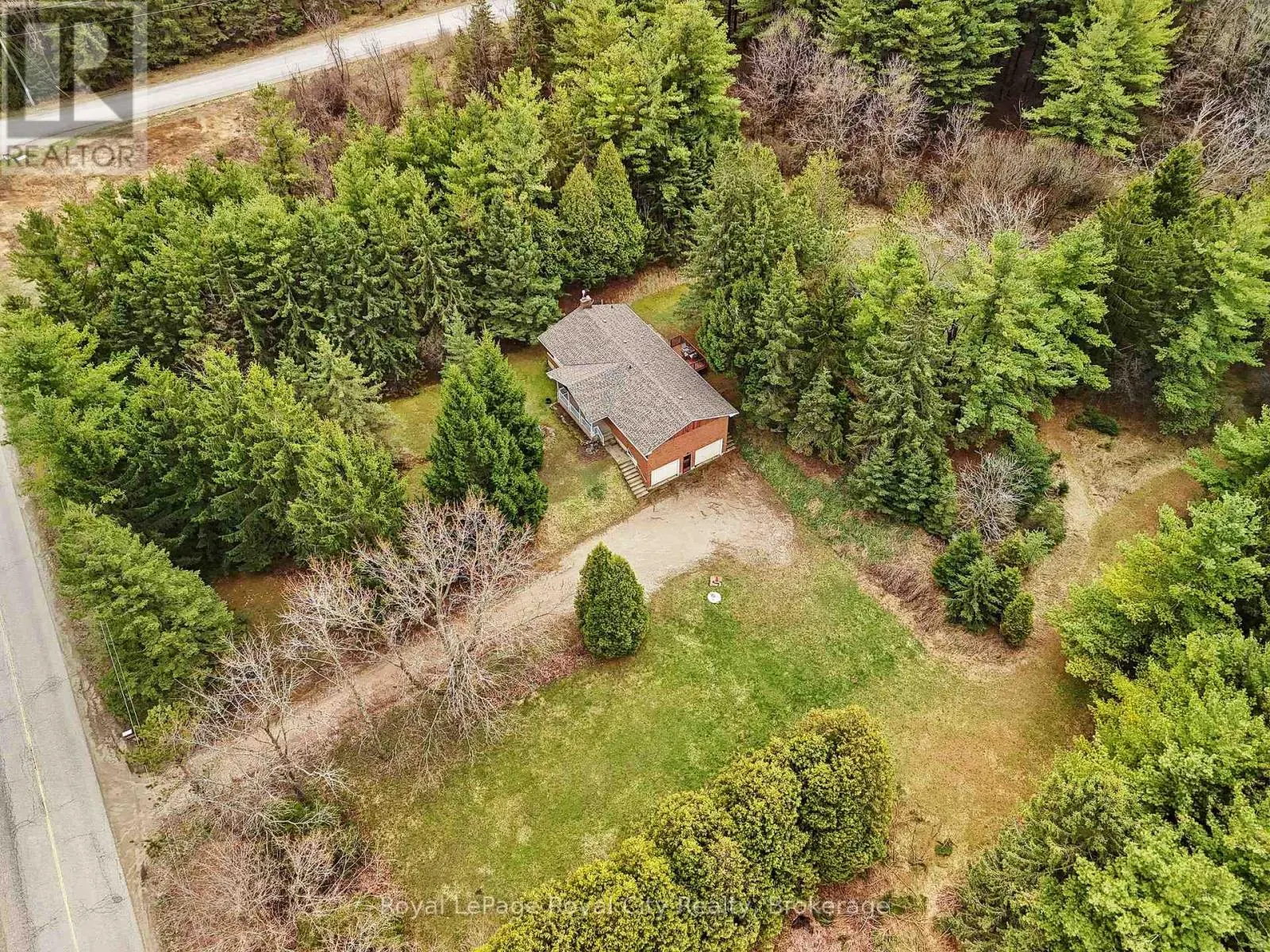 4620 20 SIDE ROAD N