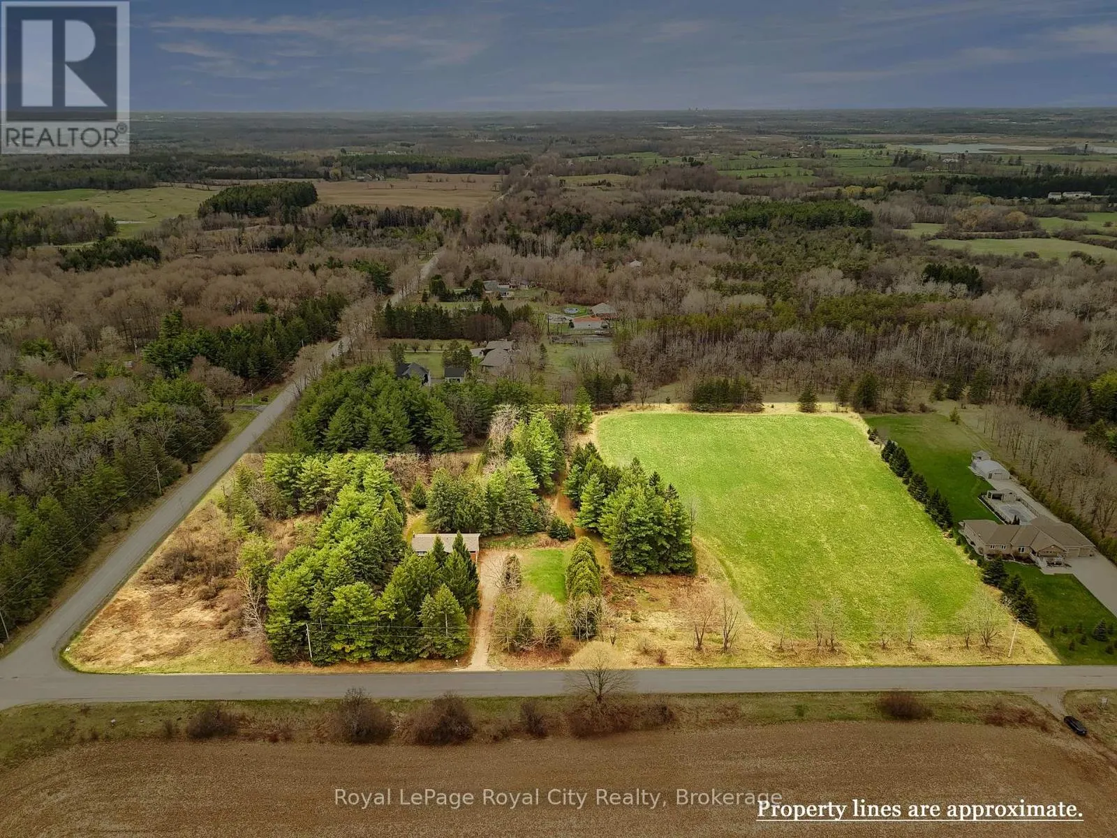 4620 20 SIDE ROAD N