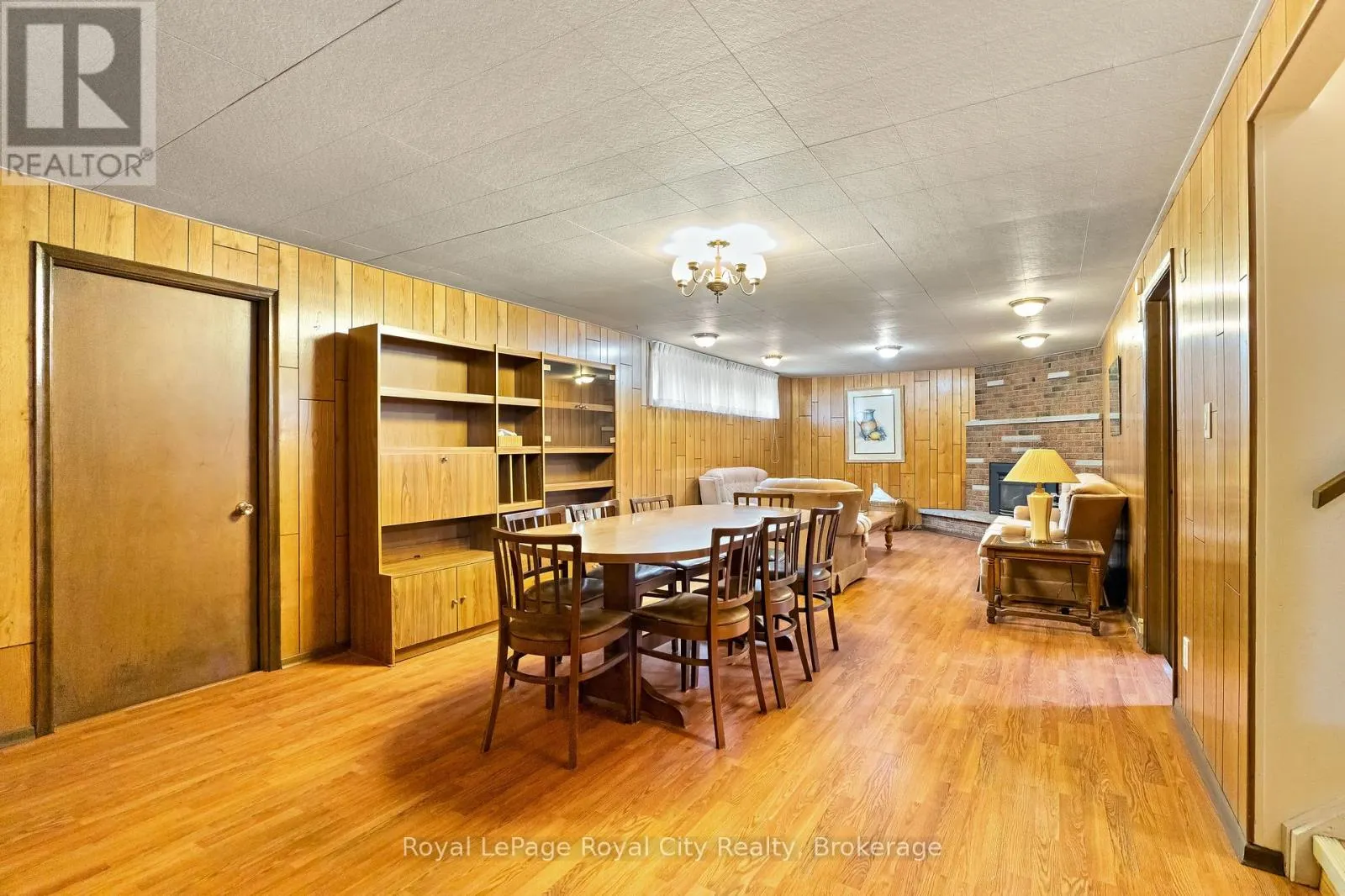 4620 20 SIDE ROAD N