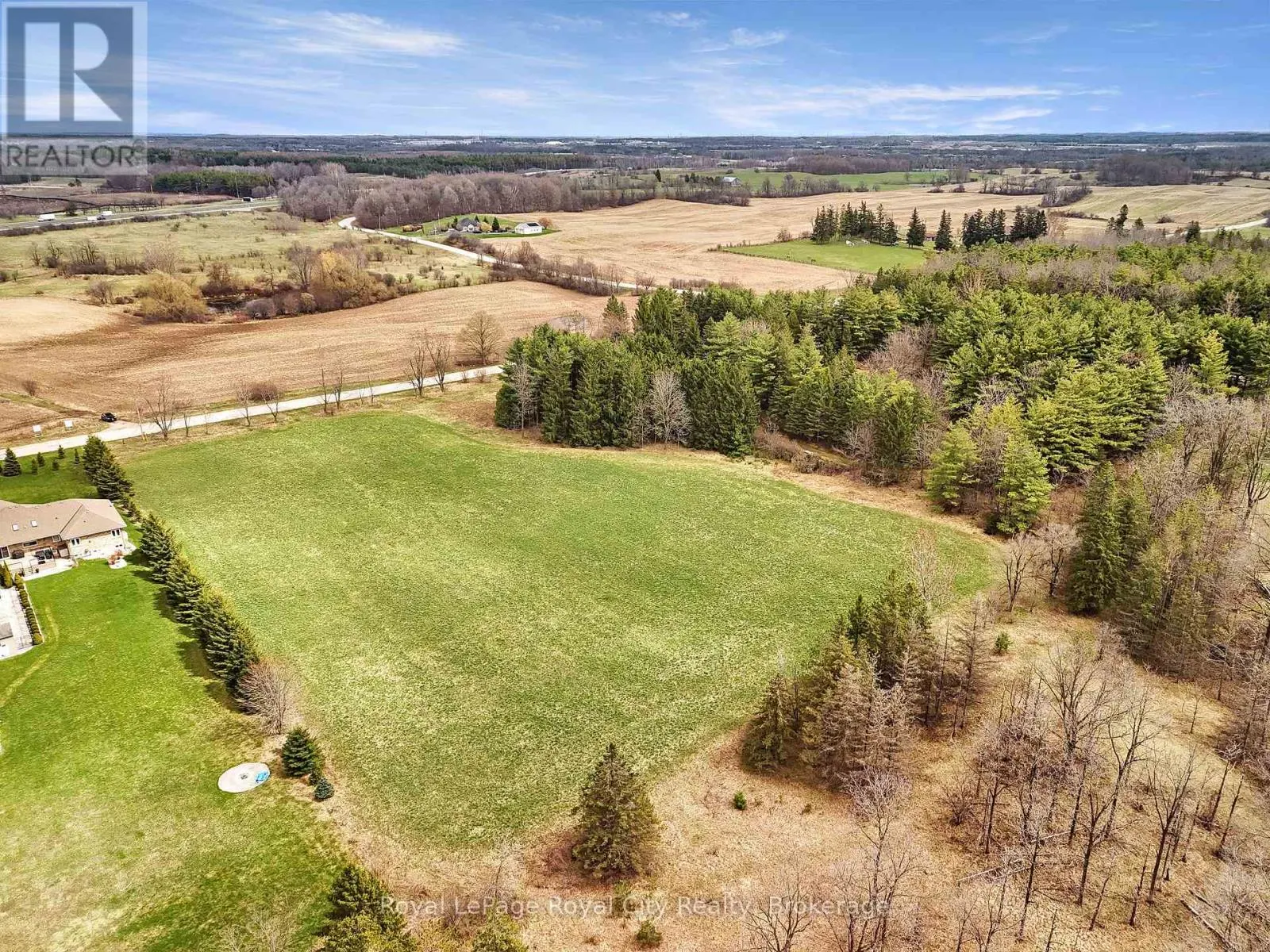 4620 20 SIDE ROAD N
