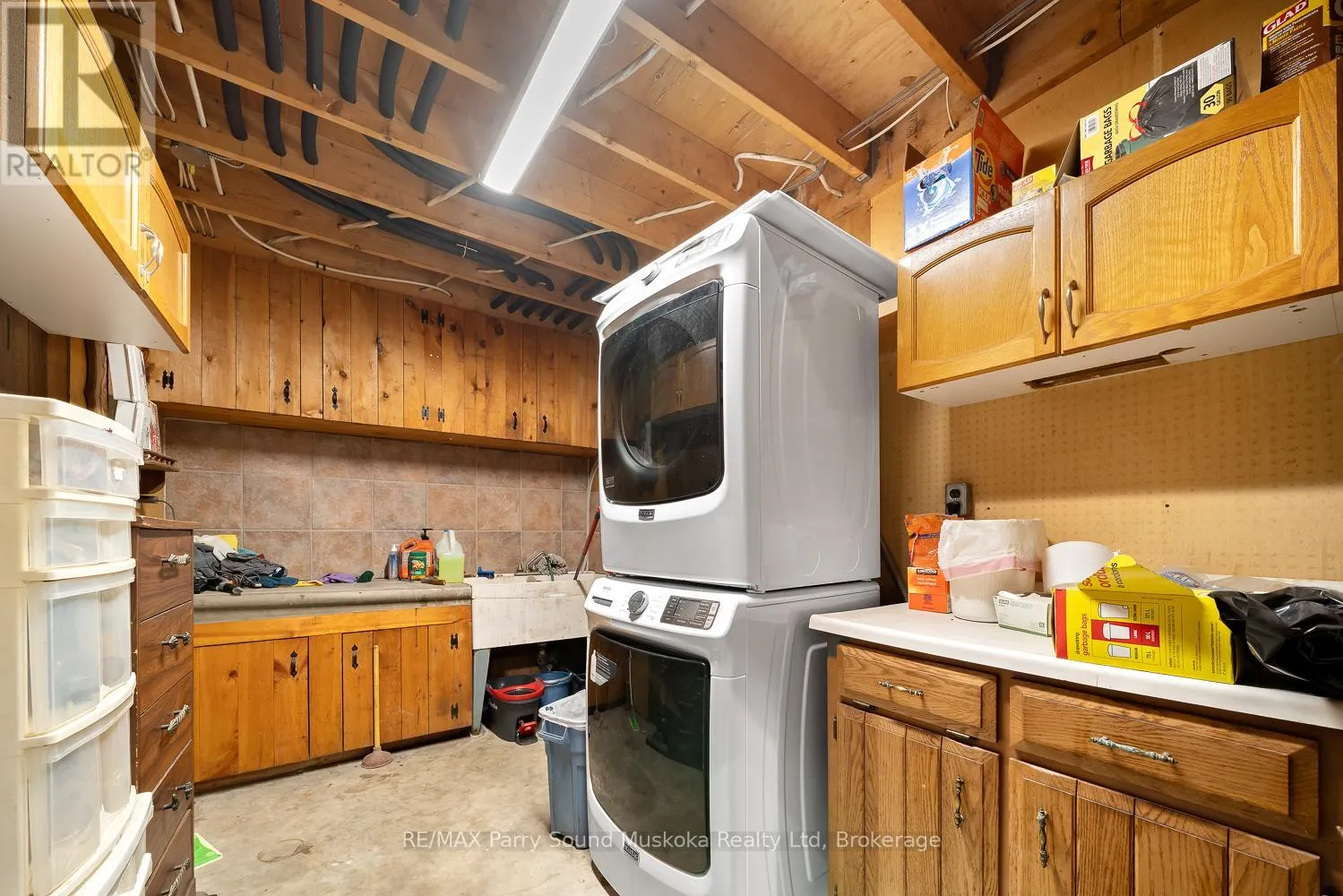 92 BLUE LAKE ROAD