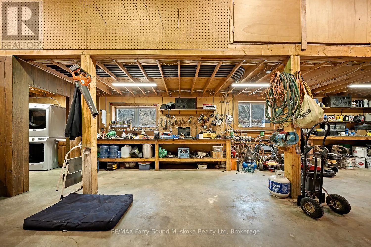 92 BLUE LAKE ROAD
