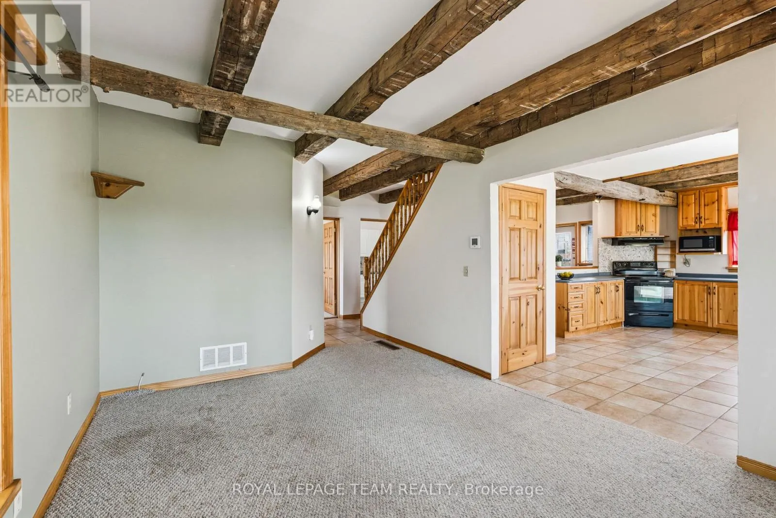 12106 LAKESHORE DRIVE