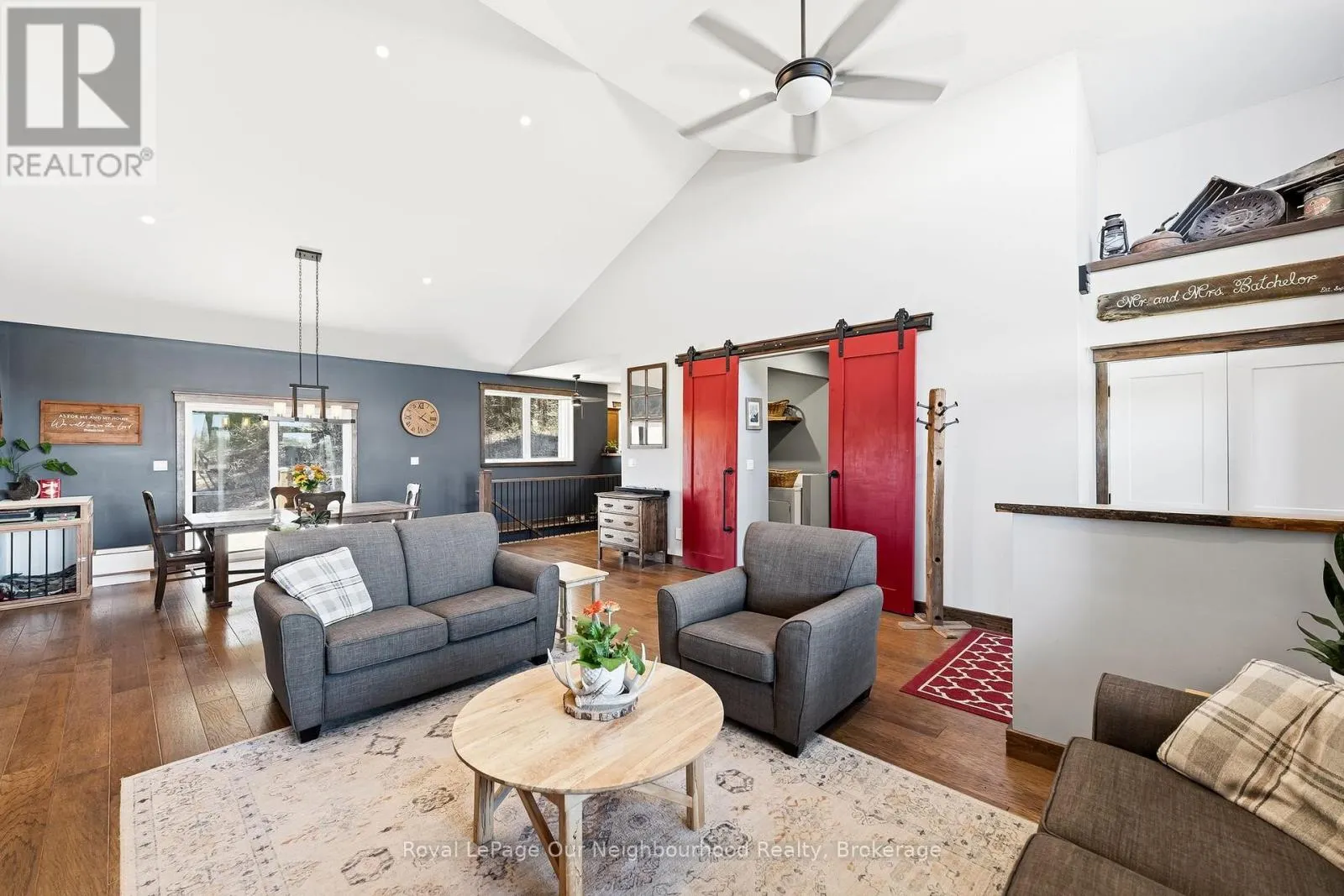 63 HANSEN ROAD