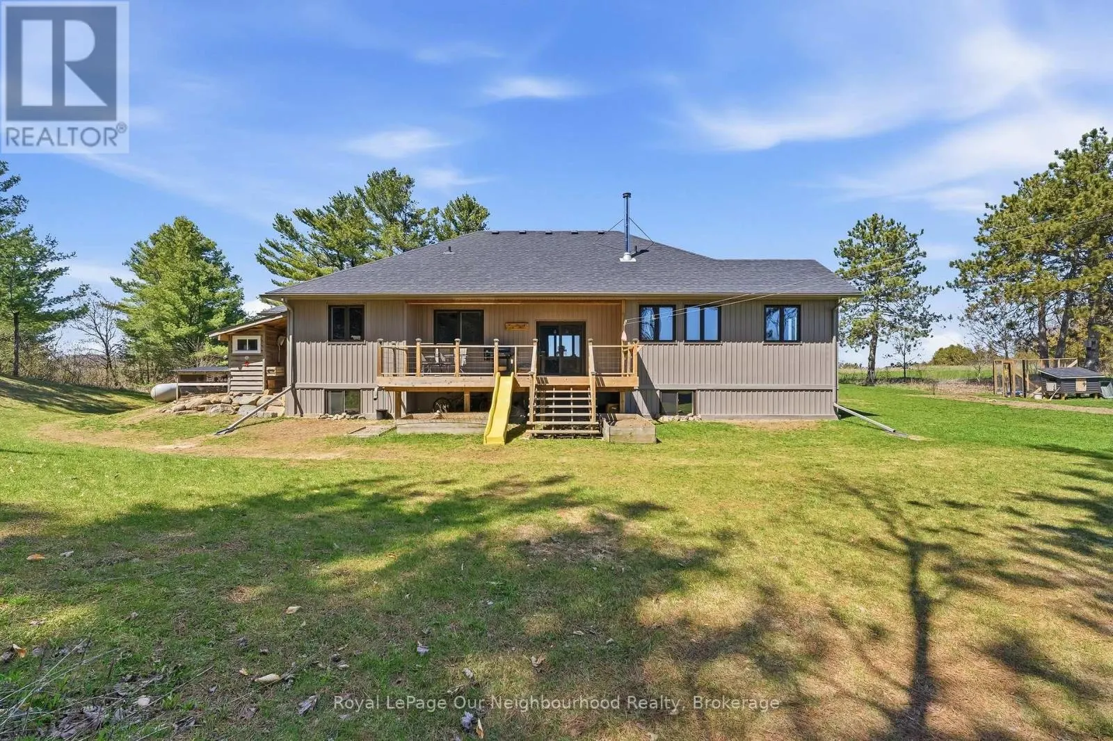 63 HANSEN ROAD
