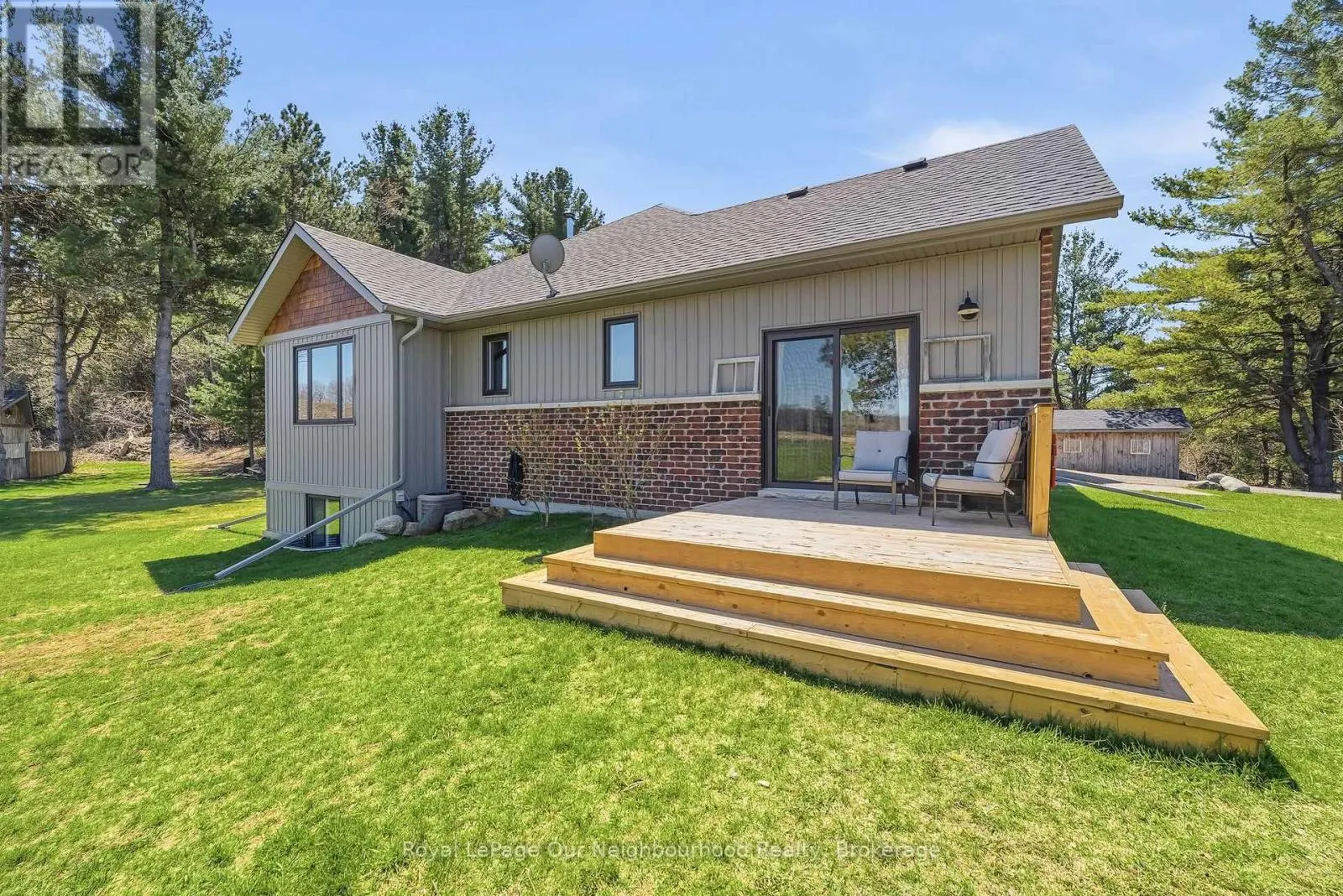 63 HANSEN ROAD