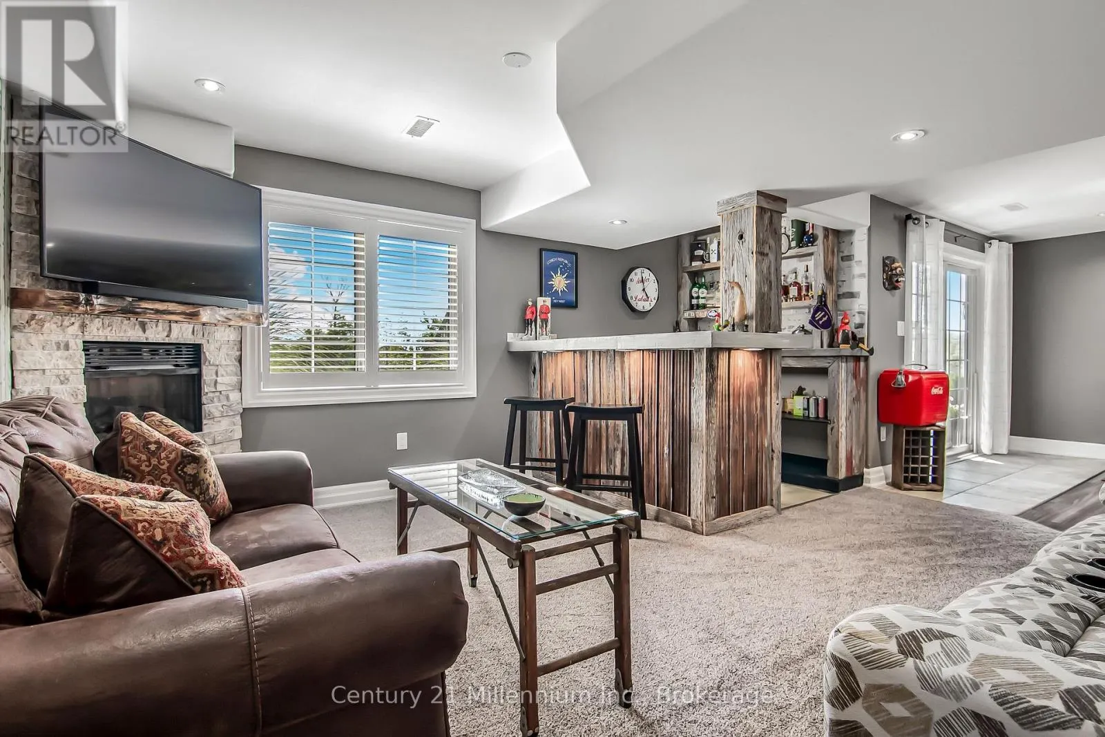 301 TELFORD TRAIL